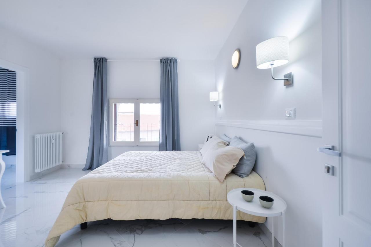 New Central Apartment & Rooms 蒙特卡蒂尼泰尔梅 外观 照片